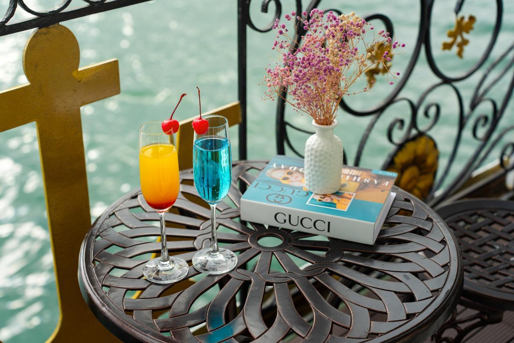 ホテル Halong Aquamarine Royal Cruise ハロン エクステリア 写真